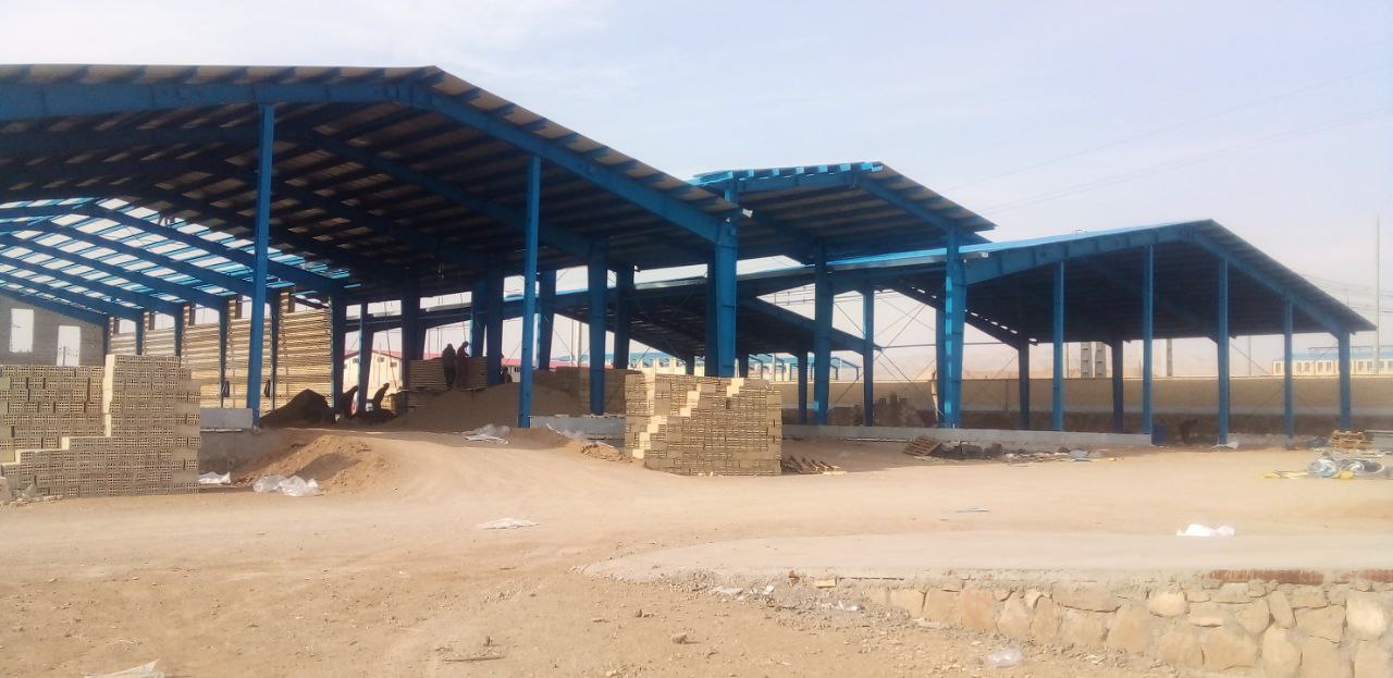 نصب وتعمیر انواع ورقهای شیروانی.ایرانیت اجرای خرپا.نمالمبه.آلاچیق. تعمیر آبر